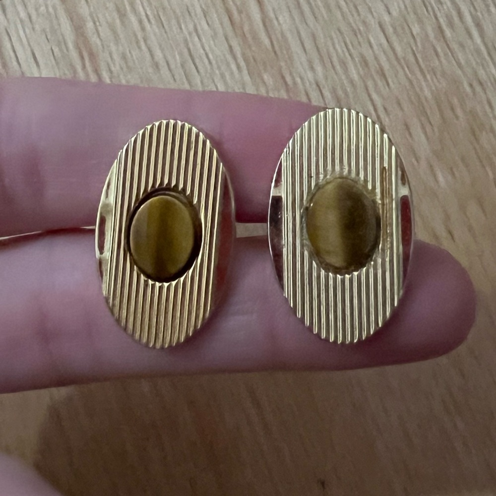 Vintage Gold Tone Cufflinks